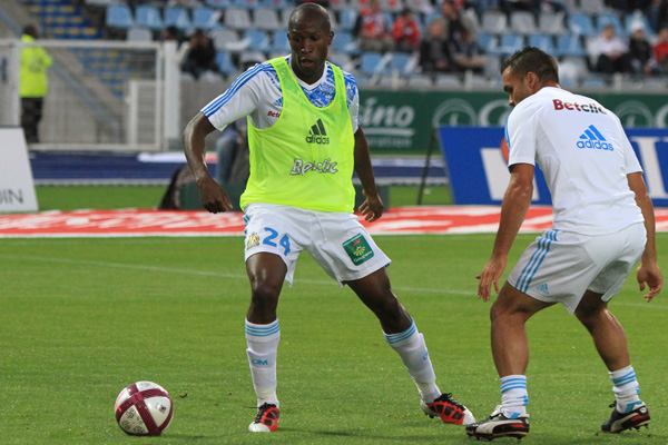 Ex du RC Lens, Rod Fanni vers un retour en France ?