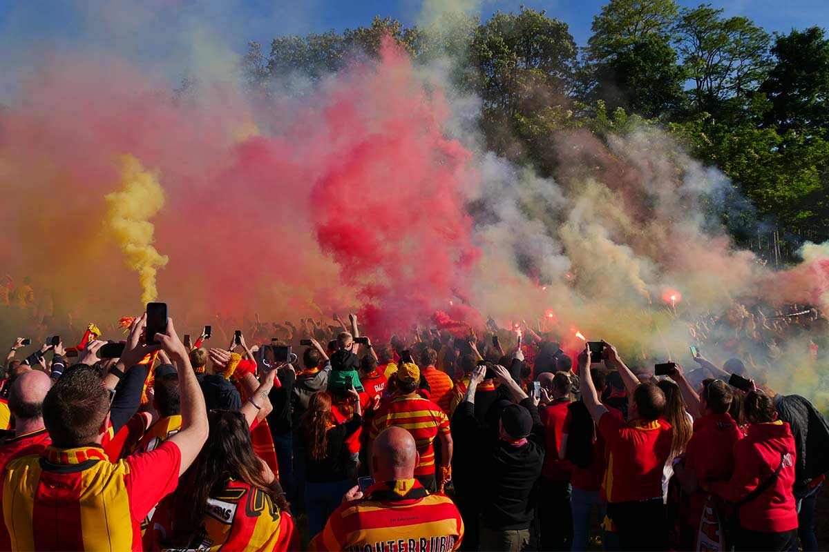 La barre des 25 000 spectateurs atteinte pour RC Lens-EAG, tous les niveaux ouverts