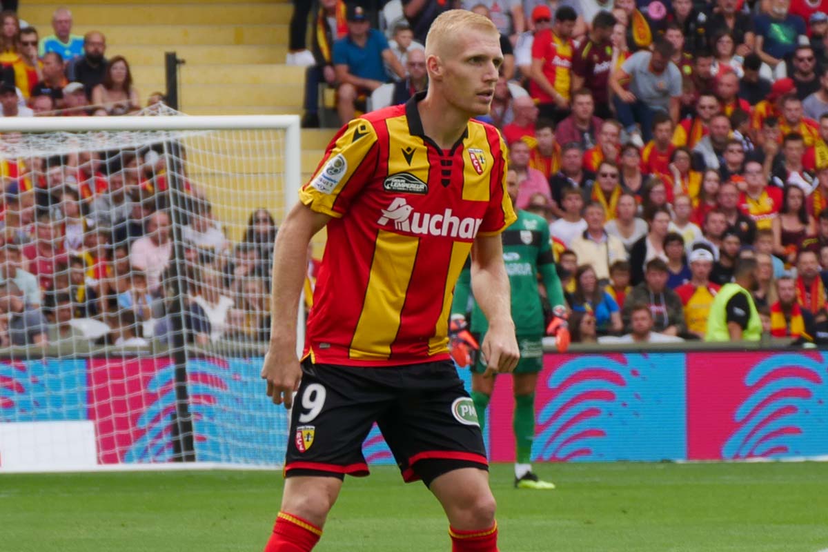 [L2-J20] Gaëtan Robail passer and only player on loan from RC Lens on clay