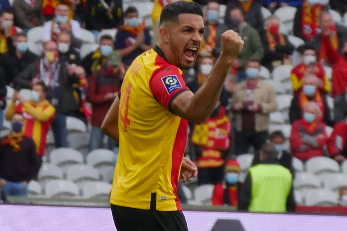 Le défenseur du RC Lens Facundo Medina de nouveau convoqué avec l'Argentine