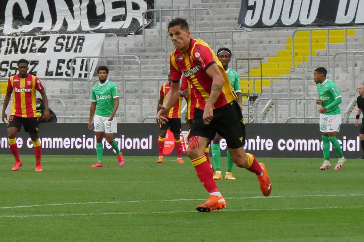 [Vidéo] La belle surprise de F. Sotoca pour un supporter du RC Lens sur BeIN Sports.