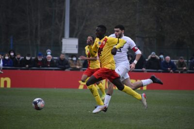 Bâle confirme la signature en provenance du RC Lens d’Aaron Akalé et s’en réjouit