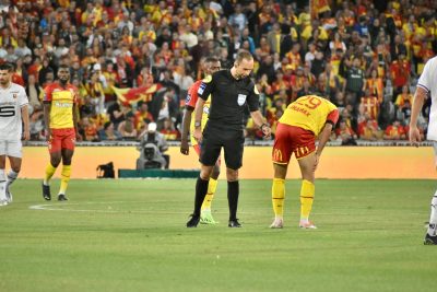 Jérôme Brisard au sifflet de la rencontre RC Lens – Paris SG