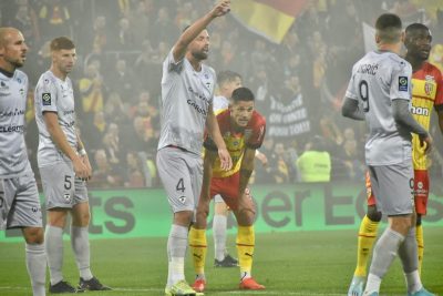 Jean-Louis Leca et les difficultés de Lens sur les penaltys : « Parfois il y a des passes comme ça… »