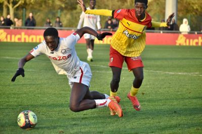Un jeune milieu du RC Lens appelé en équipe de France U17