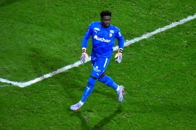Lloris et Mandanda retraités, Samba a-t-il de réelles chances de rejoindre les Bleus ? Les réponses !
