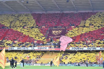 La 3e affluence de la saison et un tifo pour RC Lens-OM