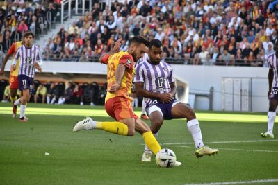 Le RC Lens sur une excellente dynamique au Stadium de Toulouse