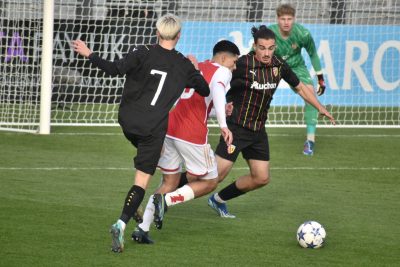 [Youth League] Rattrapé par l’Olympiakos après avoir mené 2-0, le RC Lens éliminé aux tirs au but