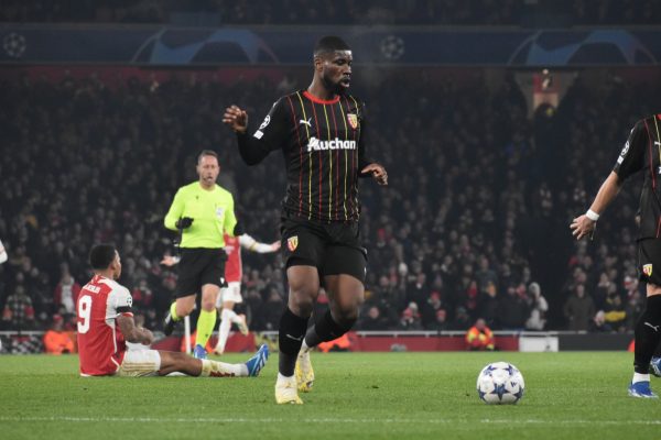 danso Arsenal Lens Ligue des Champions