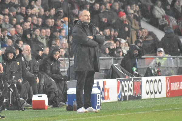 Franck Haise attentif à l'approche du match face à Marseille