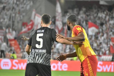 Un match mouvementé pour Fribourg avant de recevoir le RC Lens