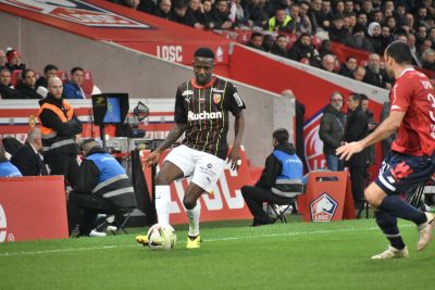 Prêté par le RC Lens, Salis Abdul Samed a fait ses débuts en Championship