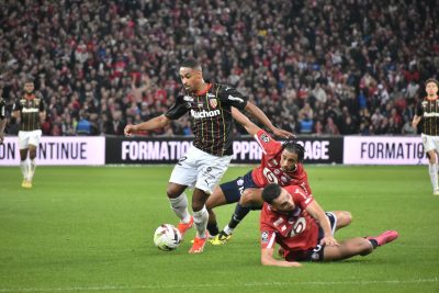 Les supporters lillois se moquent de l’élimination du RC Lens en coupe d’Europe