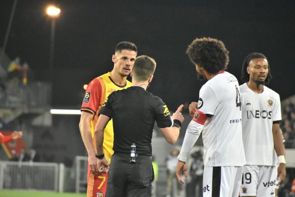 sotoca arbitre bastien lens nice 160324