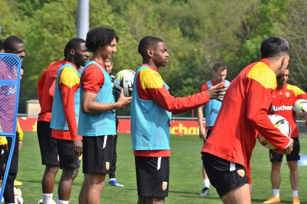 groupe pereira da costa ganiou entraînement