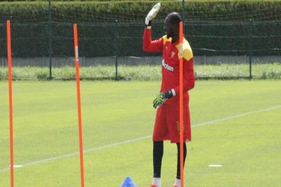 Adrien Thomasson sur Hervé Koffi : « A l’entraînement, c’est difficile de lui marquer des buts»