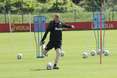 Retrouvailles à l’horizon sur le bord du terrain pour Will Still, à l’occasion d’OH Louvain-RC Lens (rediff)