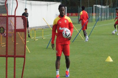 Les supporters du RC Lens très partagés autour de l’avenir d’Elye Wahi