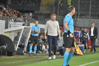Le FVS, bientôt une alternative à la VAR pour donner la main aux coaches sur des décisions arbitrales ?