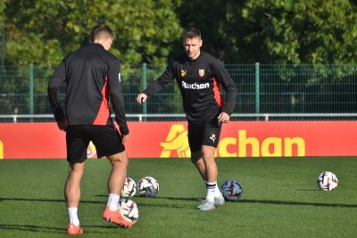Après le départ annoncé de Przemyslaw Frankowski, le RC Lens peut-il miser sur un joker ? Le point sur la règle