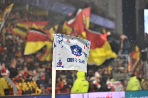 drapeau lens psg 2212224 coupe de france