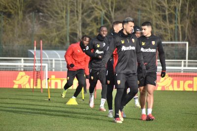 Suivez en direct le début de l’entraînement et des confs avant Nice-RC Lens