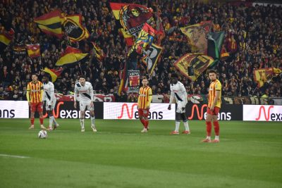 Le RC Lens et Bollaert en milieu de tableau du classement des pelouses