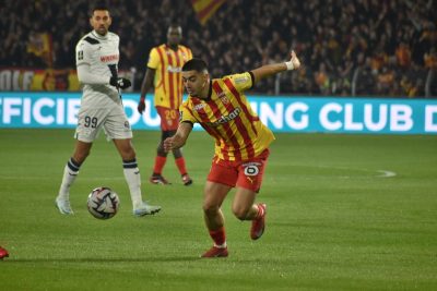 «Je me suis oublié au micro», Karim Mokeddem s’excuse après une réaction spontanée sur le but d’Anass Zaroury