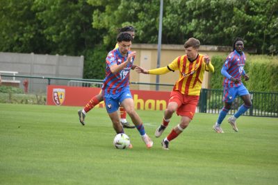 Après sa défaite face au SM Caen, le RC Lens U19 relégué en R1 pour la première fois de son histoire