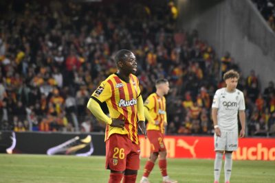 « Ils ont joué avec moi » : Nampalys Mendy amer après la fin de son aventure à Lens
