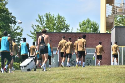 Reprise terrain, le RC Lens de Dino Toppmöller entame sa préparation estivale ce lundi