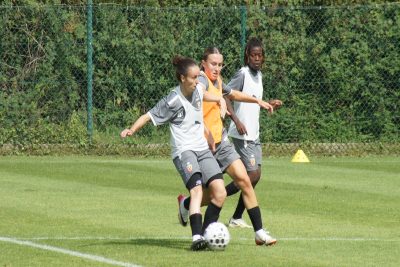 Le RC Lens Féminin lance sa préparation par une victoire sur le Paris Saint-Germain