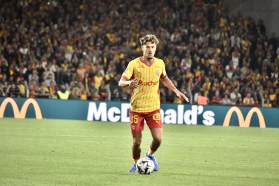 « Il est en train d’apprendre la frustration des joueurs de haut niveau », Pierre Sage explique explique pourquoi Anthony Bermont a disparu des derniers groupes