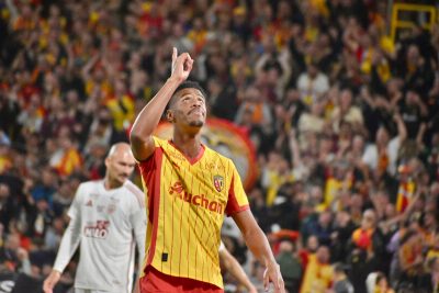 « Il a bien fait de rester ! » : Guilavogui, du départ avorté au but qui change tout