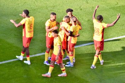 Pierre Sage : «On va voir ce que la fin du mercato va nous réserver»