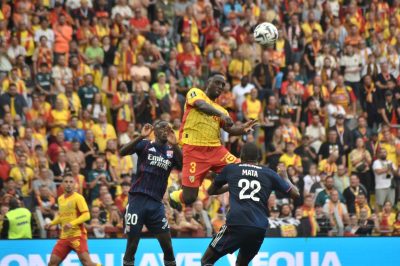 RC Lens – Lyon (0-1) : les tops et les flops de la rédac’