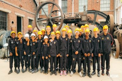 La préformation du RC Lens en visite au musée de la mine de Lewarde
