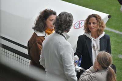 Présent récemment pour observer le RC Lens Féminin, le sélectionneur des Bleues dévoilera sa liste ce jeudi