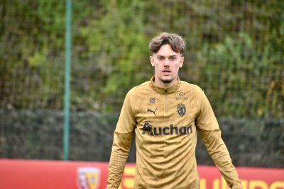 Après la prolongation d’Anthony Bermont avec Lens, Pierre Sage salue « une trajectoire bien maîtrisée »