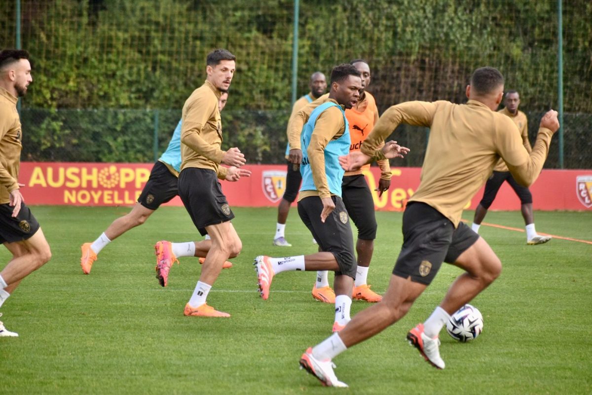 sangaré groupe entraînement 171025