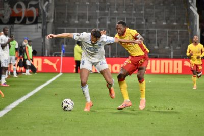 La direction nationale de l’arbitrage justifie sa décision sur la main litigieuse lors de Lorient – RC Lens
