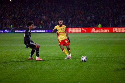 RC Lens – Strasbourg (1-0) : les tops et les flops de la rédac’