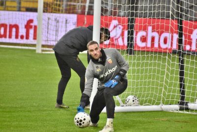Régis Gurtner potentiellement absent jusqu’à la fin de saison, le RC Lens compte-t-il recruter ?