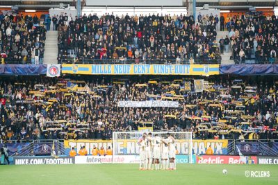 Une minute de silence poignante à Bonal, le RC Lens avec une pensée pour le jeune Noa disparu dans l’incendie du Nouvel-An