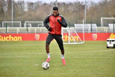 Avec le retour de Mamadou Sangaré, qui choisir entre le Malien et Andrija Bulatovic aux côtés d’Adrien Thomasson?