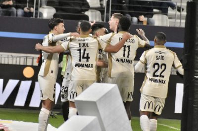 Le RC Lens revient sur les talons du PSG à l’extérieur et reste le roi à domicile