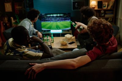 Soirées football, rituels d’avant-match et comment les fans se détendent après le coup de sifflet final