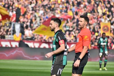 Un RC Lens moins sanctionné, mais avec Adrien Thomasson dans les joueurs les plus fautifs