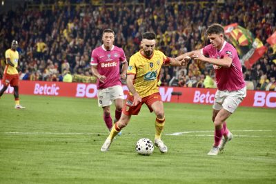Valentin Rongier (Rennes) sur Adrien Thomasson : « À tous les tests, il finissait tout le temps tout seul »